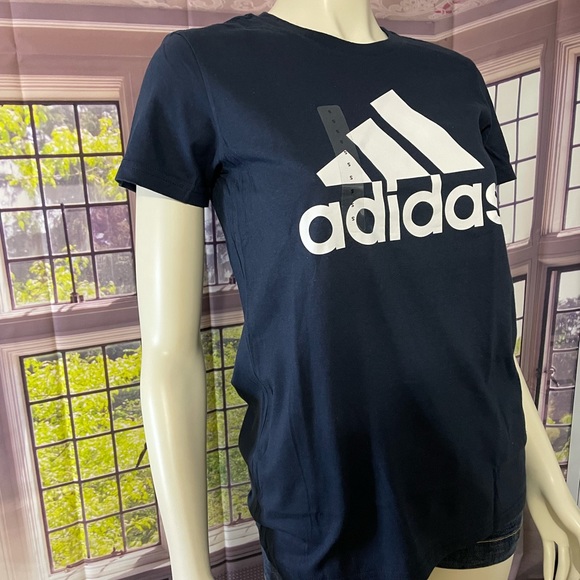 Adidas Women Basic Bos Tee  Short sleeves  T-shirt XS - Picture 2 of 7